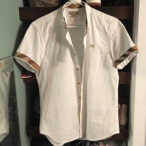 Men’s Burberry button up